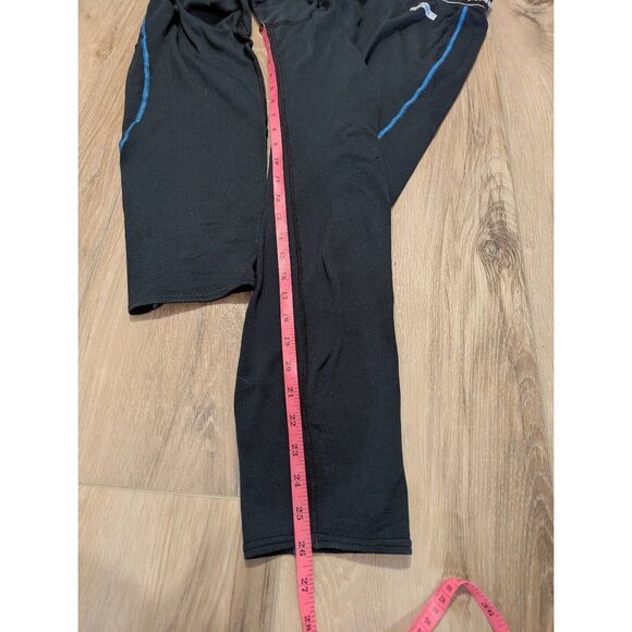 🌈5/25 Under Armour, Pacific Fly, Early Winters, & Cold Pruf Base Layers (3 bott - Picture 4 of 9